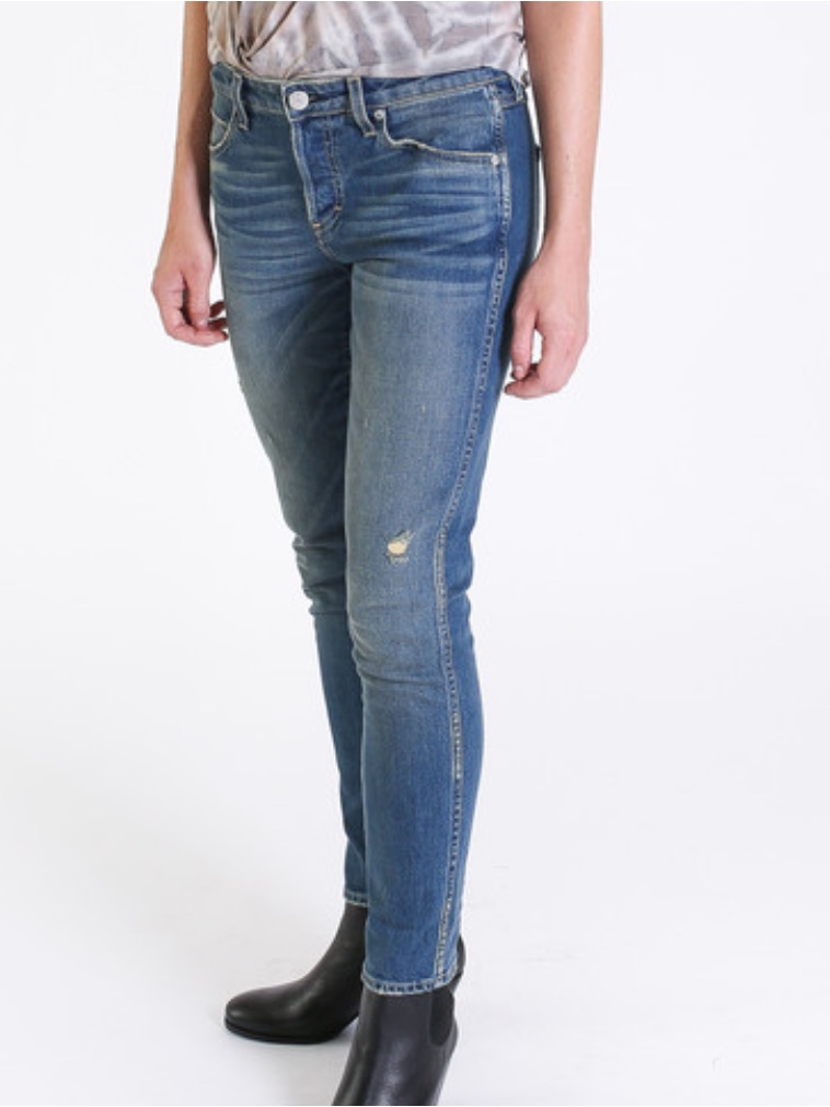 Amo Denim Tomboy In Dive Bar